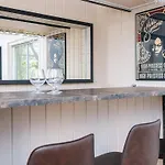 Luxury Retreat In - By Traum Casa de Férias *
