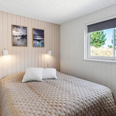 Luxury Retreat In *