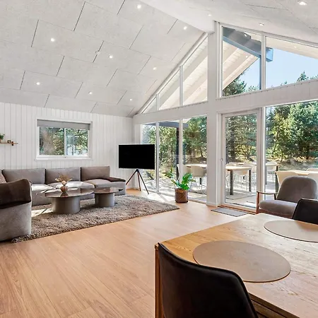 Luxury Retreat In Casa de Férias Blåvand